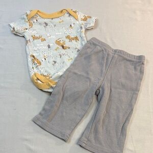 Chick Pea - 0-3M Baby Animal Print Onesie and Grey Pants Set